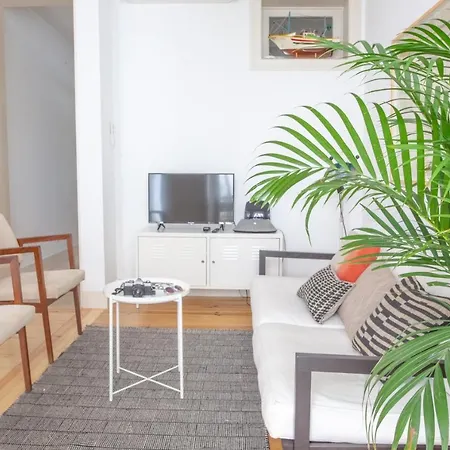 Appartement Plum Guide - Eve Lissabon
