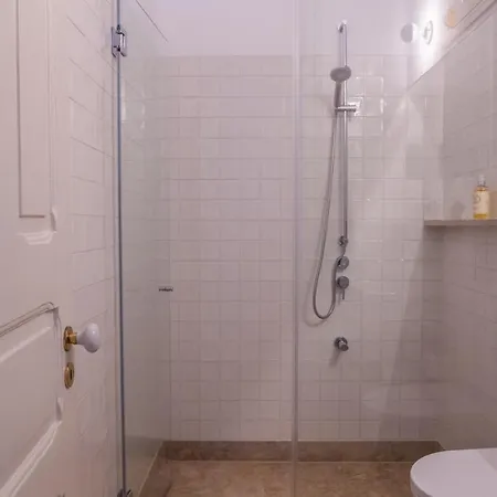 Apartman Plum Guide - Eve *