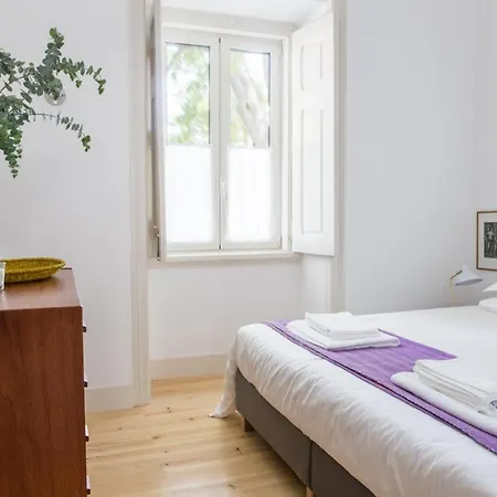 Plum Guide - Eve Apartman Lisboa